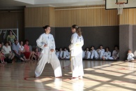 077